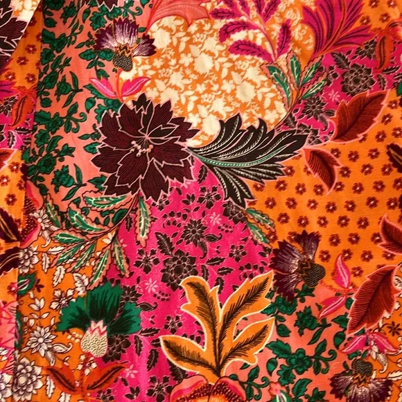 Loft multi-colored palazzo pants. - Picture 2 of 3